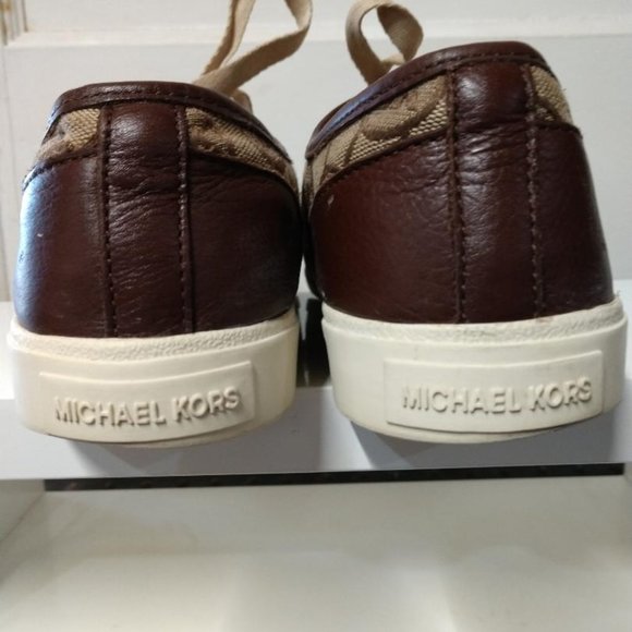 Michael Kors - Picture 4 of 10